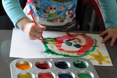 Màu nước trẻ em gây tổn thương não