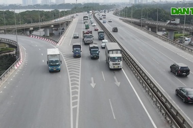 Cận cảnh hàng loạt vạch xương cá tại các tuyến đường cửa ngõ Thủ đô