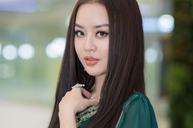 Người đẹp Tài năng Hoàng Hải Thu đẹp lộng lẫy, tình tứ bên Trần Bảo Sơn