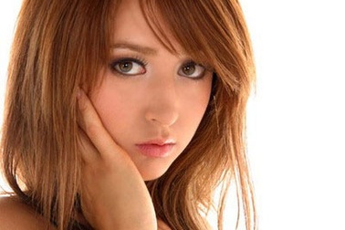 “Bông hồng lai Nhật Bản” đã làm mẹ!