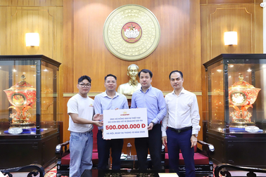 Doanh nghiệp trực tiếp có mặt tại vùng bão, tiếp sức người dân tái thiết sau bão số 10