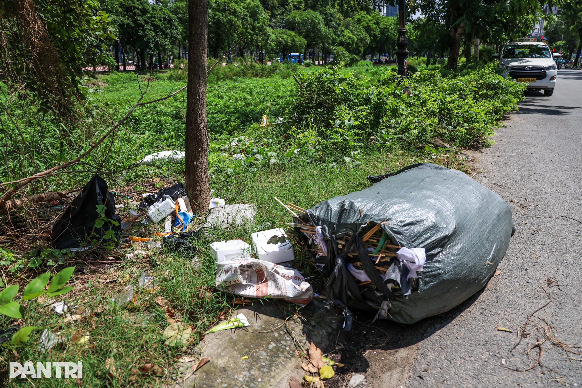 Rạch dài gần 2km sắp được khơi thông bên tuyến đường vào trung tâm TPHCM - 8