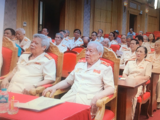 Các đại biểu tại lễ gặp mặt kỷ niệm 75 năm Ngày Thương binh - Liệt sĩ..
