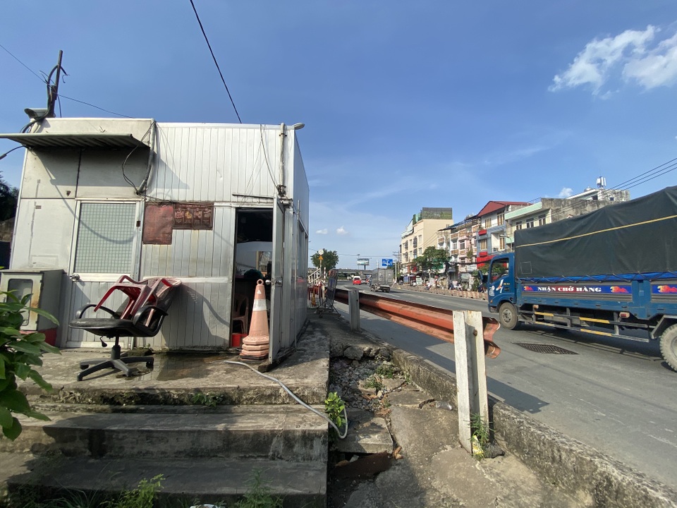 Chấm dứt hợp đồng BOT trước thời hạn, dỡ trạm thu phí bỏ hoang 5 năm - 4 Chấm dứt hợp đồng BOT trước thời hạn, dỡ trạm thu phí bỏ hoang 5 năm - 4