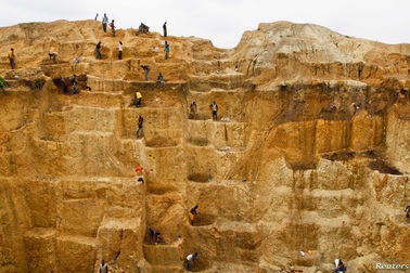 Siêu giàu nước Nga "đối đầu" với Trung Quốc trong cuộc chiến săn vàng