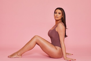 Thân hình bốc lửa của Jess Wright