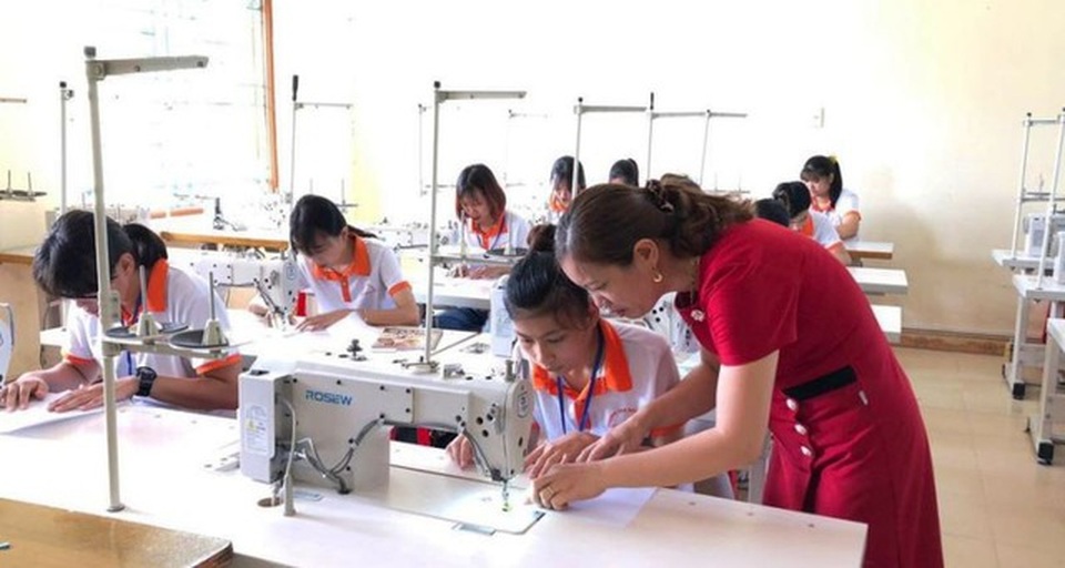 Tạo việc làm mới cho hơn 32.000 lao động trong năm 2020 - 1 Tạo việc làm mới cho hơn 32.000 lao động trong năm 2020 - 1