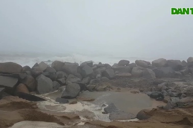 Bão số 6 gây gió mạnh, kèm mưa lớn