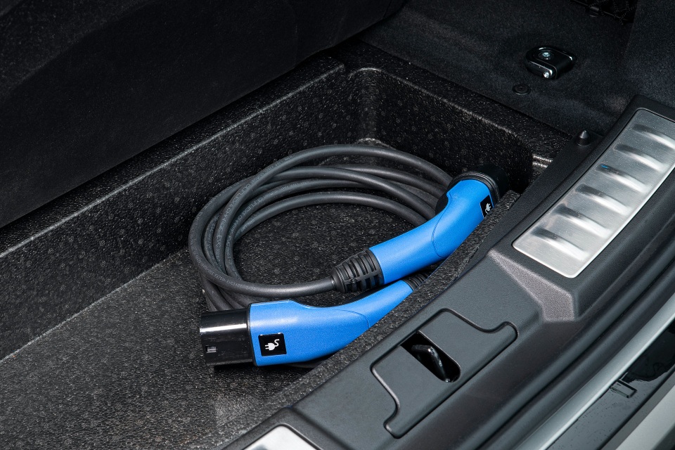 Thêm phiên bản plug-in hybrid cho Evoque và Discovery - 6 Thêm phiên bản plug-in hybrid cho Evoque và Discovery - 6