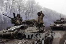 Binh sĩ Ukraine tại Debaltsevo ra hàng vì đói, rét