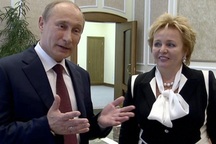 Vợ chồng Tổng thống Nga Putin tuyên bố ly hôn