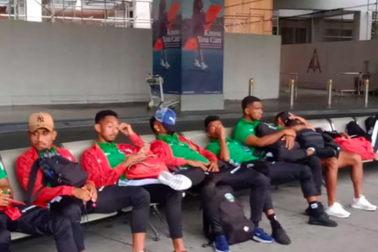 Ban tổ chức SEA Games bỏ quên đội U22 Timor Leste ở sân bay Manila