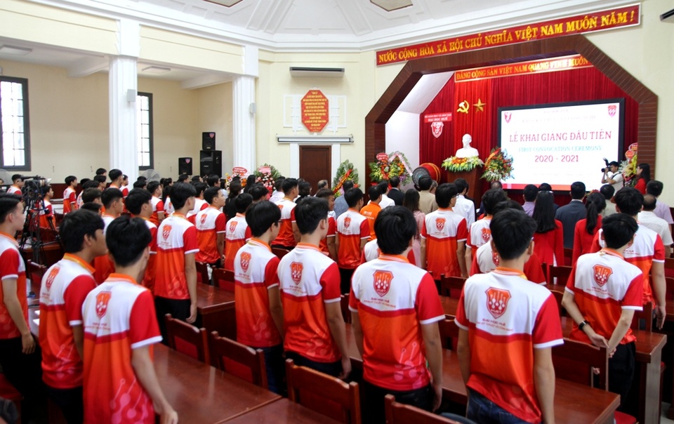 Khoa Kỹ thuật và Công nghệ, Đại học Huế tổ chức lễ khai giảng đầu tiên - 1 Khoa Kỹ thuật và Công nghệ, Đại học Huế tổ chức lễ khai giảng đầu tiên - 1