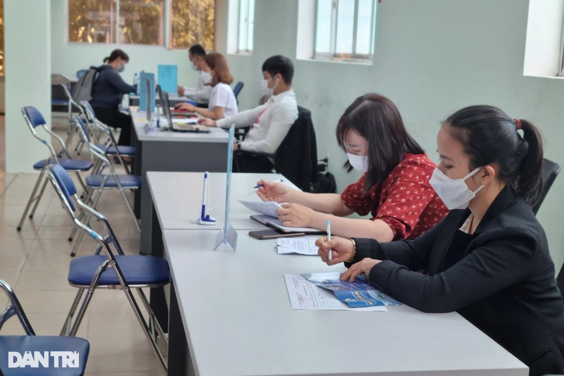 Lèo tèo vài người tìm đến phiên giao dịch việc làm đầu năm - 1 Lèo tèo vài người tìm đến phiên giao dịch việc làm đầu năm - 1