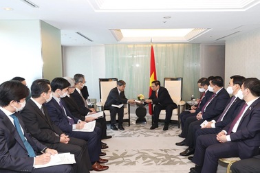 Thủ tướng: Việt Nam cần lượng vốn rất lớn để phát triển hạ tầng chiến lược