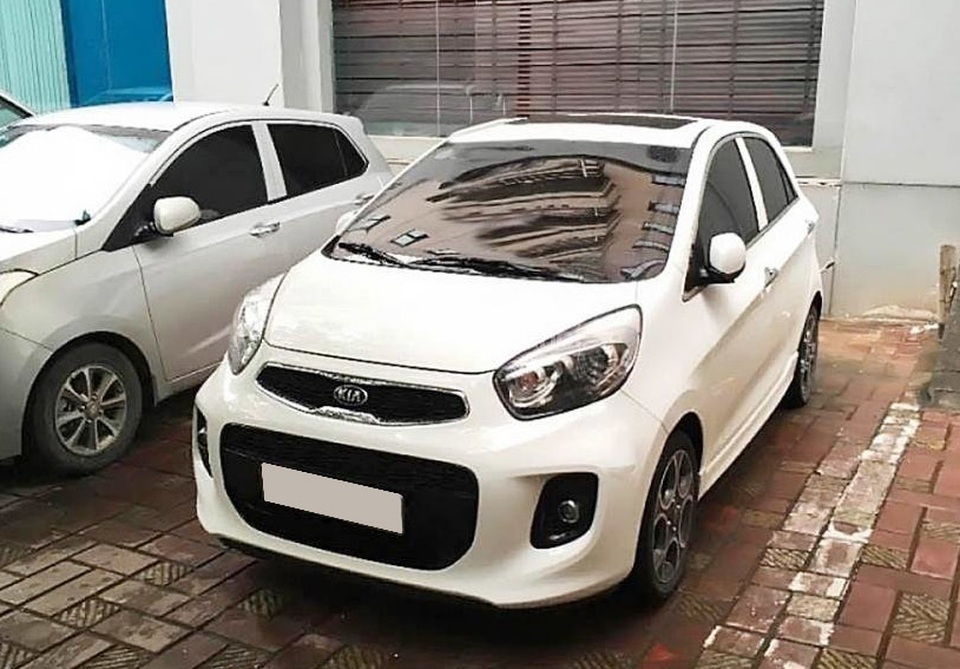 Với 300 triệu, chọn mua ô tô cũ gì để đi Tết? - 1 Với 300 triệu, chọn mua ô tô cũ gì để đi Tết? - 1
