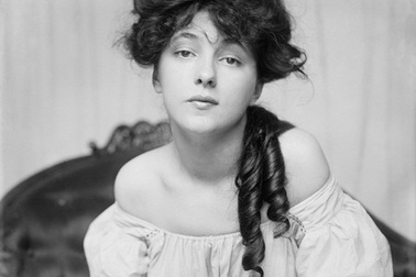 Cuộc đời truân chuyên 2 chữ “tình-tiền” của siêu mẫu đầu tiên thế giới