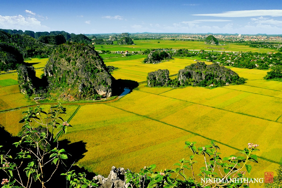 Vẻ đẹp lung linh huyền ảo nổi bật của di sản thế giới Tràng An - 21 Vẻ đẹp lung linh huyền ảo nổi bật của di sản thế giới Tràng An - 21