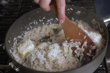 Hoá ra mọi người đều nấu cơm sai cách, nguy cơ nhiễm thạch tín