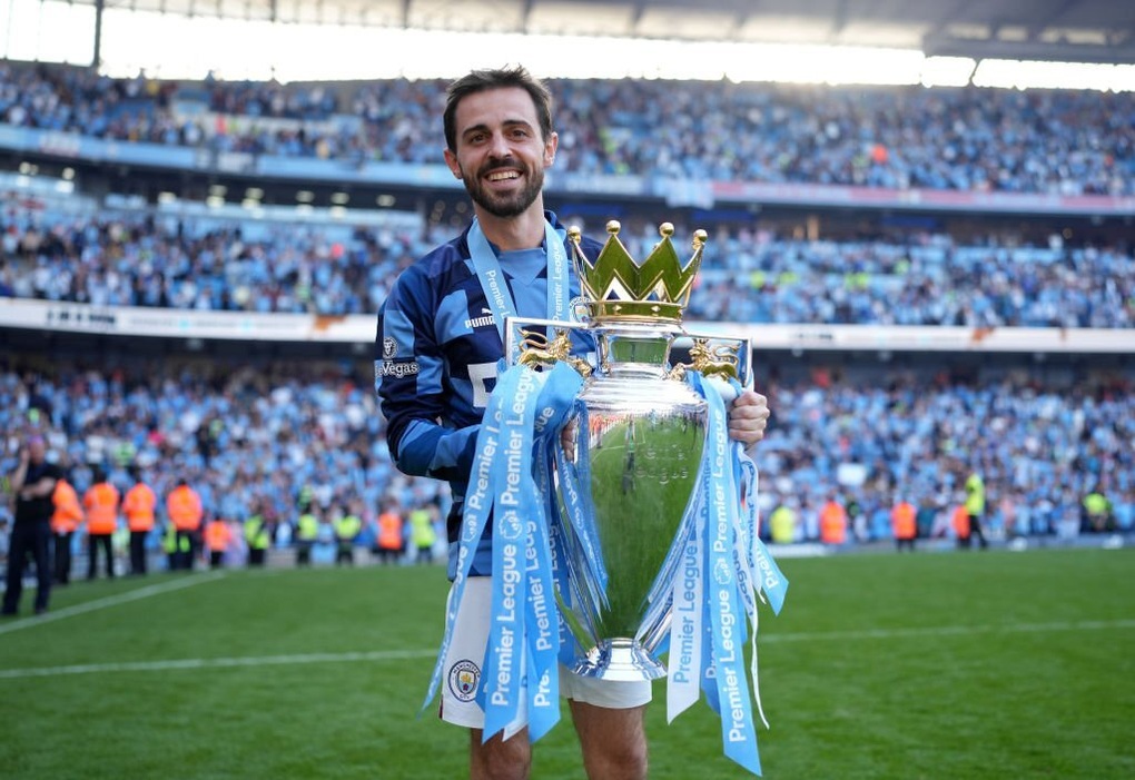 Man City ăn mừng danh hiệu vô địch Premier League - 6 Man City ăn mừng danh hiệu vô địch Premier League - 6