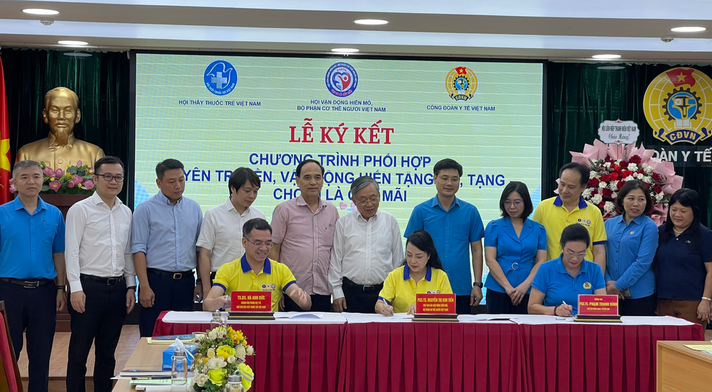 Việt Nam ghép được hầu hết các tạng, hàng nghìn bệnh nhân chờ nguồn hiến - 1 Việt Nam ghép được hầu hết các tạng, hàng nghìn bệnh nhân chờ nguồn hiến - 1