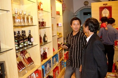 Bia Tết bán chạy như tôm tươi