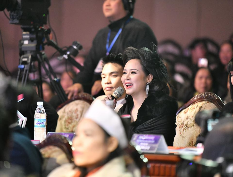 Bùi Thanh Hương hội ngộ NSND Bùi Minh Phương tại chung kết Cuộc thi “Người đẹp xứ Mường 2019” - 6 Bùi Thanh Hương hội ngộ NSND Bùi Minh Phương tại chung kết Cuộc thi “Người đẹp xứ Mường 2019” - 6