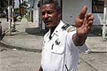 Mỹ: 5 thiếu niên bị bắn chết một lúc 