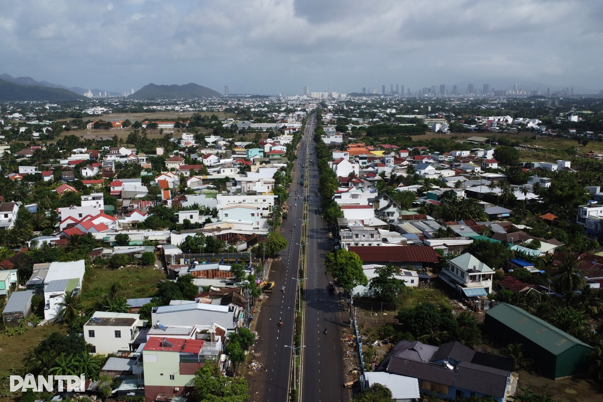 Nha Trang sau khi lũ rút - 1