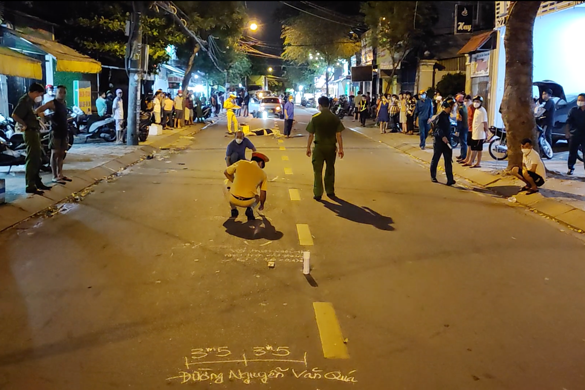 Nam thanh niên gặp nạn tử vong nghi do truy đuổi cướp - 1 Nam thanh niên gặp nạn tử vong nghi do truy đuổi cướp - 1