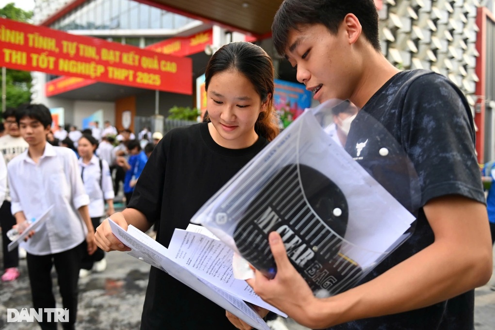 Suggested answers for the 2025 English graduation exam: Test codes from 1-16 - 1 Gợi ý đáp án tiếng Anh thi tốt nghiệp 2025: Mã đề từ 1-16 - 1