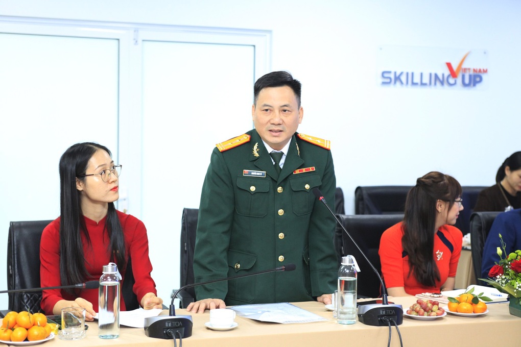 Gia tài nghiên cứu khoa học của giảng viên trường nghề mang áo lính - 3 Gia tài nghiên cứu khoa học của giảng viên trường nghề mang áo lính - 3