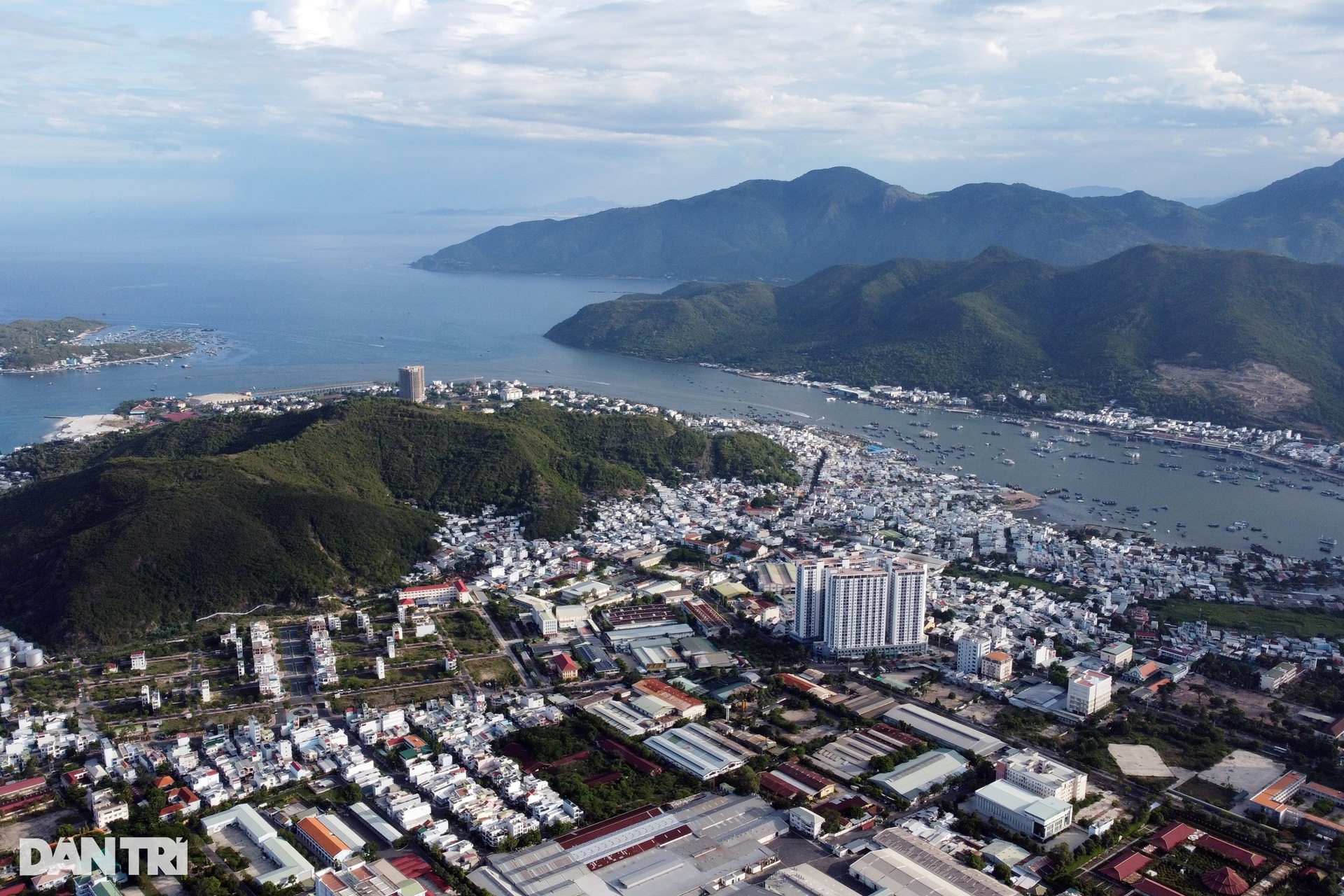 Ý tưởng thiết kế phố biển Nha Trang trong tương lai - 17 Ý tưởng thiết kế phố biển Nha Trang trong tương lai - 17