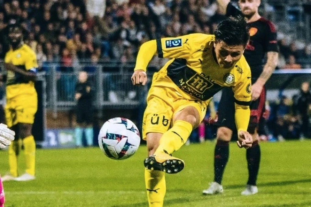 Quang Hải ghi bàn giúp Pau FC giành một điểm - 1 Quang Hải ghi bàn giúp Pau FC giành một điểm - 1