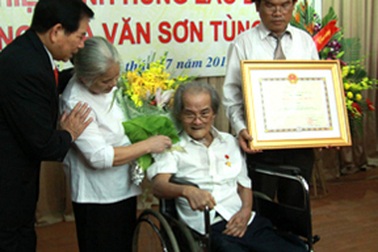 “Hội Nhà văn không có ý định nói dối về giải thưởng”