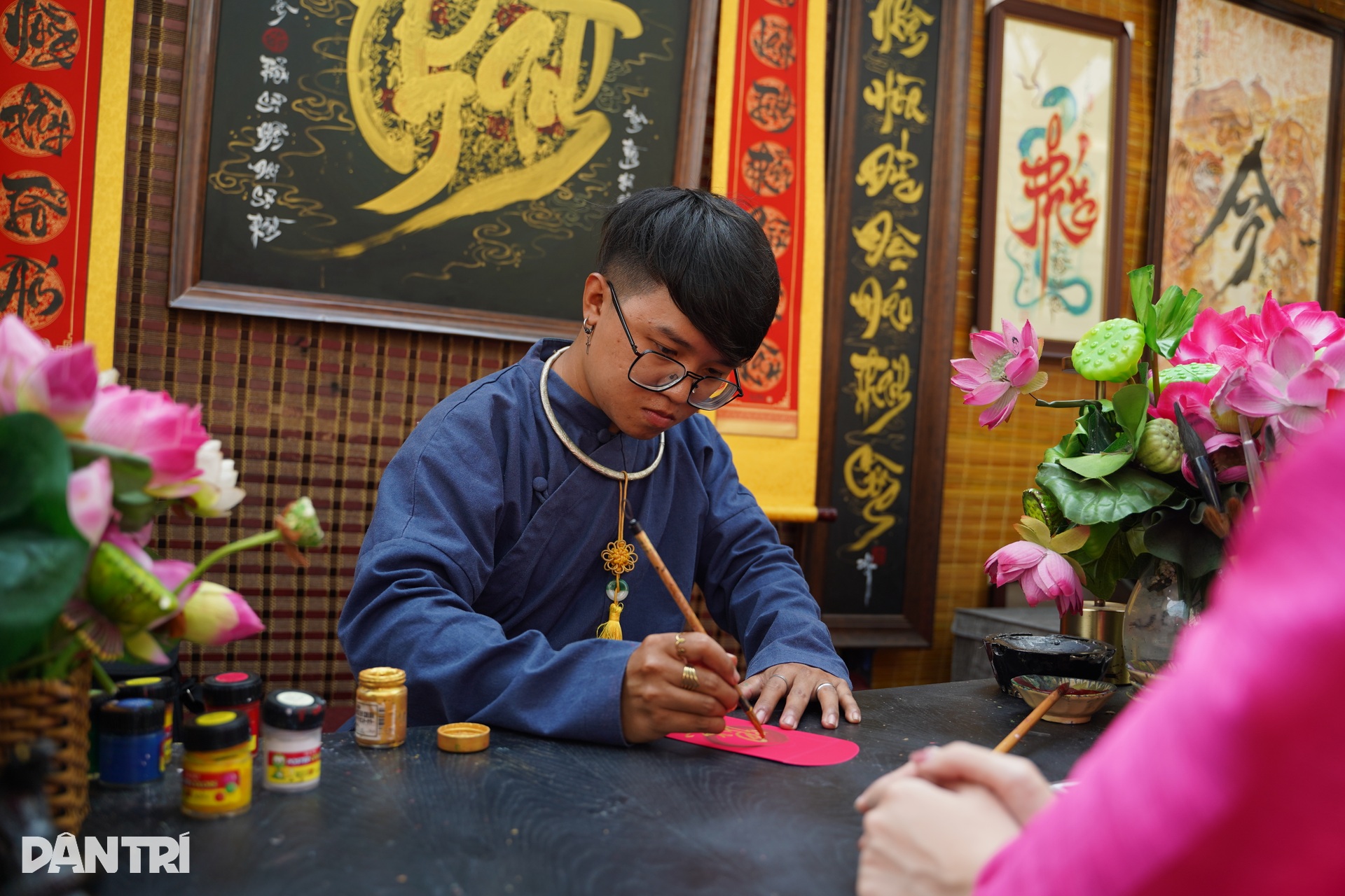 Lần đầu trò chuyện cùng các ông đồ tại phố ông đồ 2025 - 5