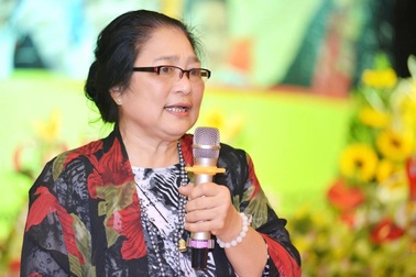 NSƯT Kim Xuyến 18 năm chăm chồng tai biến, U80 vẫn nhận mình trẻ trung