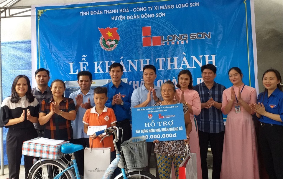 Ấm lòng những ngôi nhà mang tên Khăn quàng đỏ - 3 Ấm lòng những ngôi nhà mang tên Khăn quàng đỏ - 3