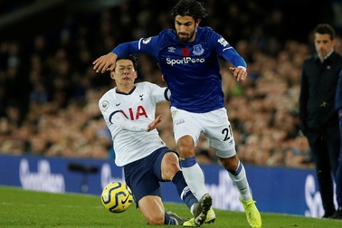 Andre Gomes phẫu thuật thành công, dự kiến nghỉ thi đấu 6 tháng