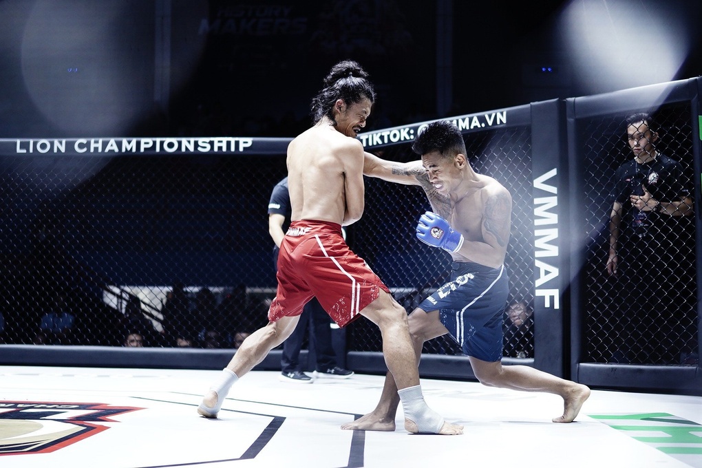 Trần Ngọc Lượng tái xuất, thắng áp đảo tại MMA Championship - 8 Trần Ngọc Lượng tái xuất, thắng áp đảo tại MMA Championship - 8