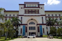 Trường ĐH Tân Tạo thông báo cảnh cáo những sinh viên đi nộp đơn kêu cứu