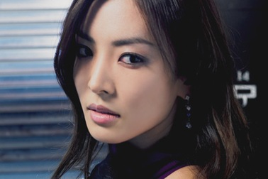 Vẻ đẹp kiêu kỳ của Kim So Yeon