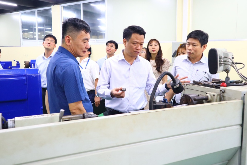 Doanh nghiệp cần tham gia từ khâu tuyển sinh, đào tạo của nhà trường... - 3 Doanh nghiệp cần tham gia từ khâu tuyển sinh, đào tạo của nhà trường... - 3