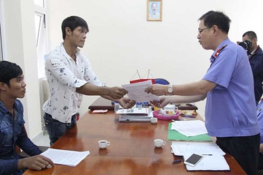 3 người "đi tè bị đổ tội cướp" được minh oan