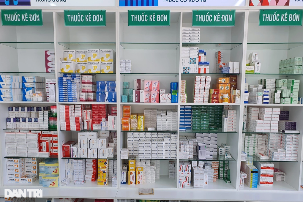 Cả năm có 2 cơ sở bán thuốc online bị xử phạt, TPHCM gặp khó khăn gì? - 2