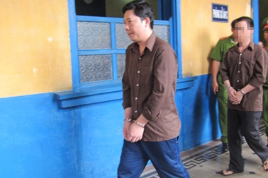 Bênh mẹ vợ, con rể giết hàng xóm