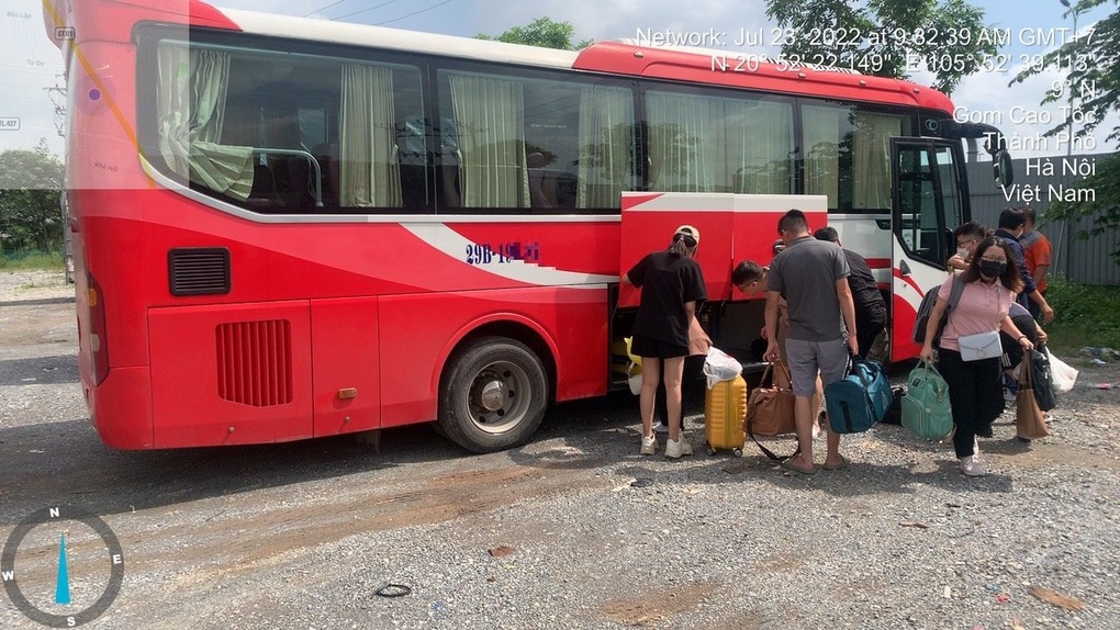 Tài xế xe khách có nồng độ cồn cao ngất ngưởng bị phạt 35 triệu đồng - 3 Tài xế xe khách có nồng độ cồn cao ngất ngưởng bị phạt 35 triệu đồng - 3