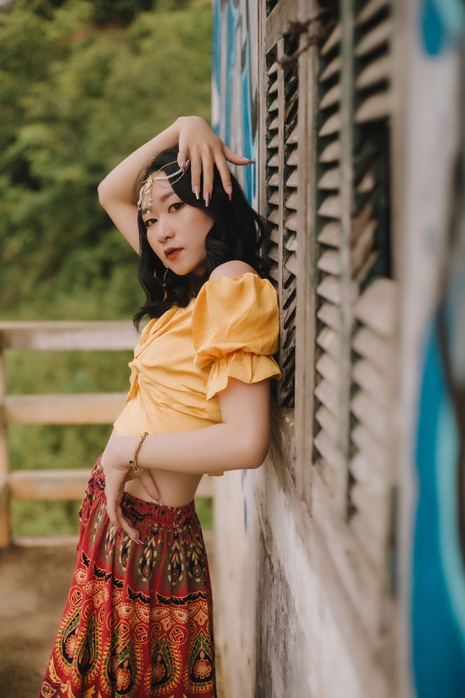 Cô gái dân tộc Thái sở hữu nét đẹp lạ cùng đam mê diễn xuất - 6