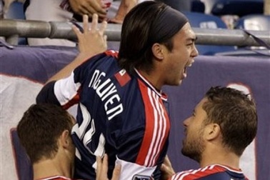 Tuyệt phẩm volley của Lee Nguyễn tại MLS