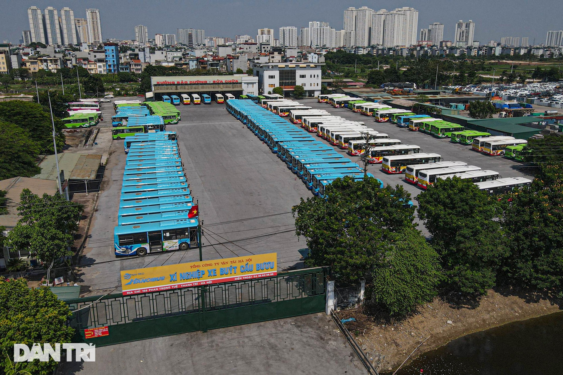 Toàn cảnh các bãi tập kết xe buýt Hà Nội trước ngày dỡ chiếu - 5